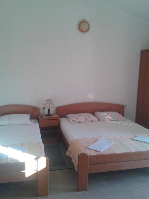 Guesthouse Lautasevic Petrovac 외부 사진