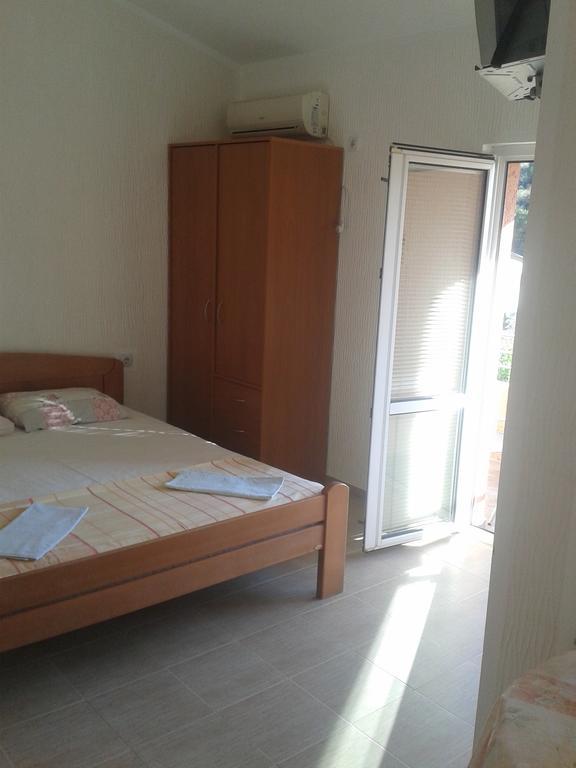Guesthouse Lautasevic Petrovac 외부 사진