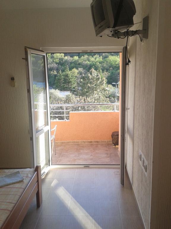 Guesthouse Lautasevic Petrovac 외부 사진