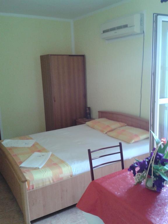 Guesthouse Lautasevic Petrovac 외부 사진