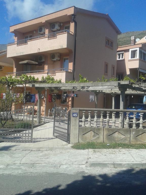 Guesthouse Lautasevic Petrovac 외부 사진