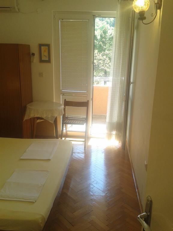 Guesthouse Lautasevic Petrovac 외부 사진